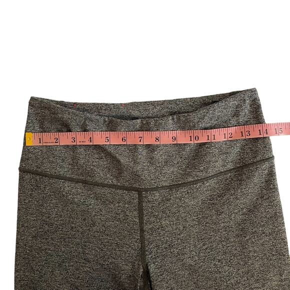 Victoria’s Secret VSX Sport Knockout Gray Stirrup Leggings - Picture 6 of 8